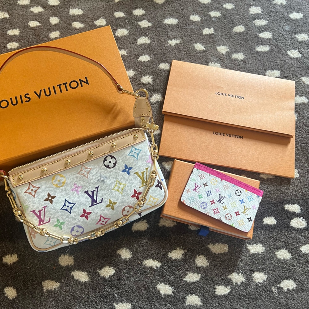 LV x TM card holder